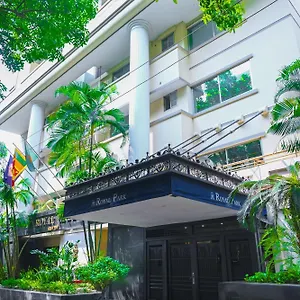 https://royal-park-residence.hotels-in-dhaka.com