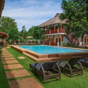 https://scent-of-green-papaya-resort.hotelspanglao.com